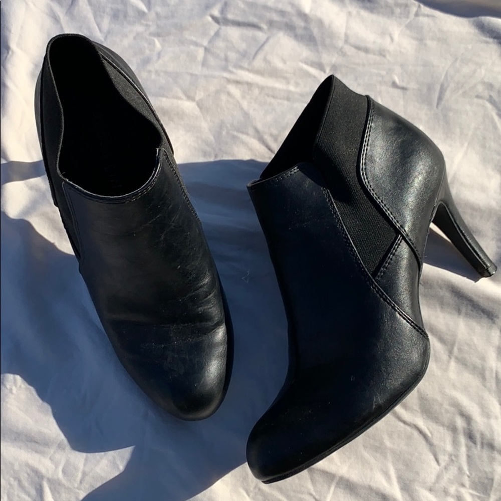 Madden Girl | black heeled ankle boots